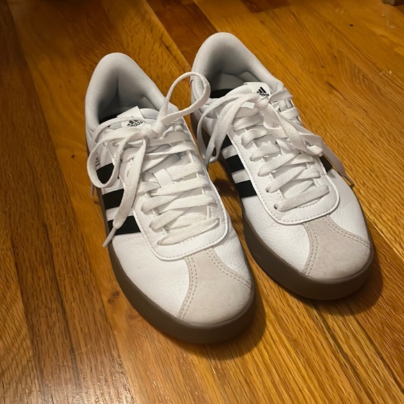 adidas Shoes - Adidas VL Court